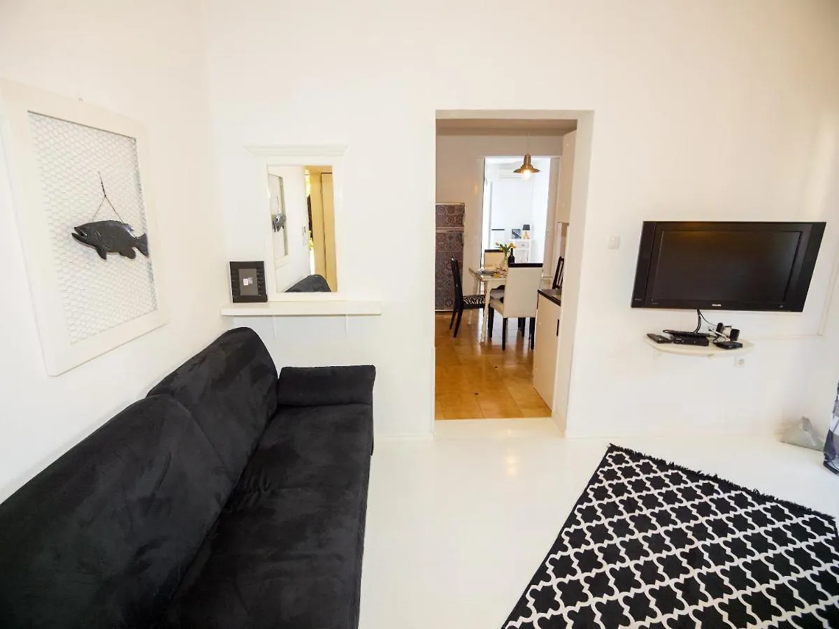 Apartment Eneja 라브